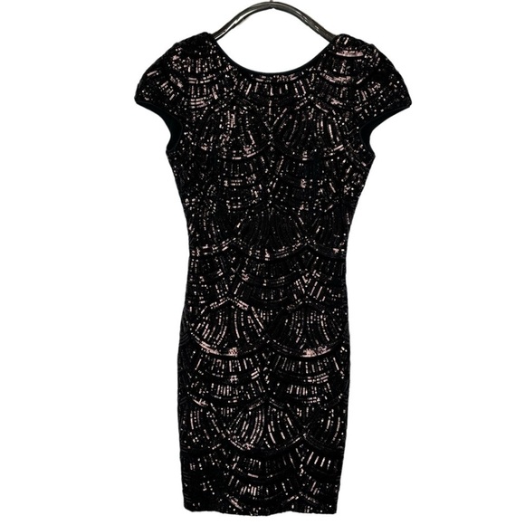 DRESS THE POPULATION TABITHA BRONZE ART DECO SEQUIN CAP SLEEVE SHEATH DRESS - Picture 5 of 16